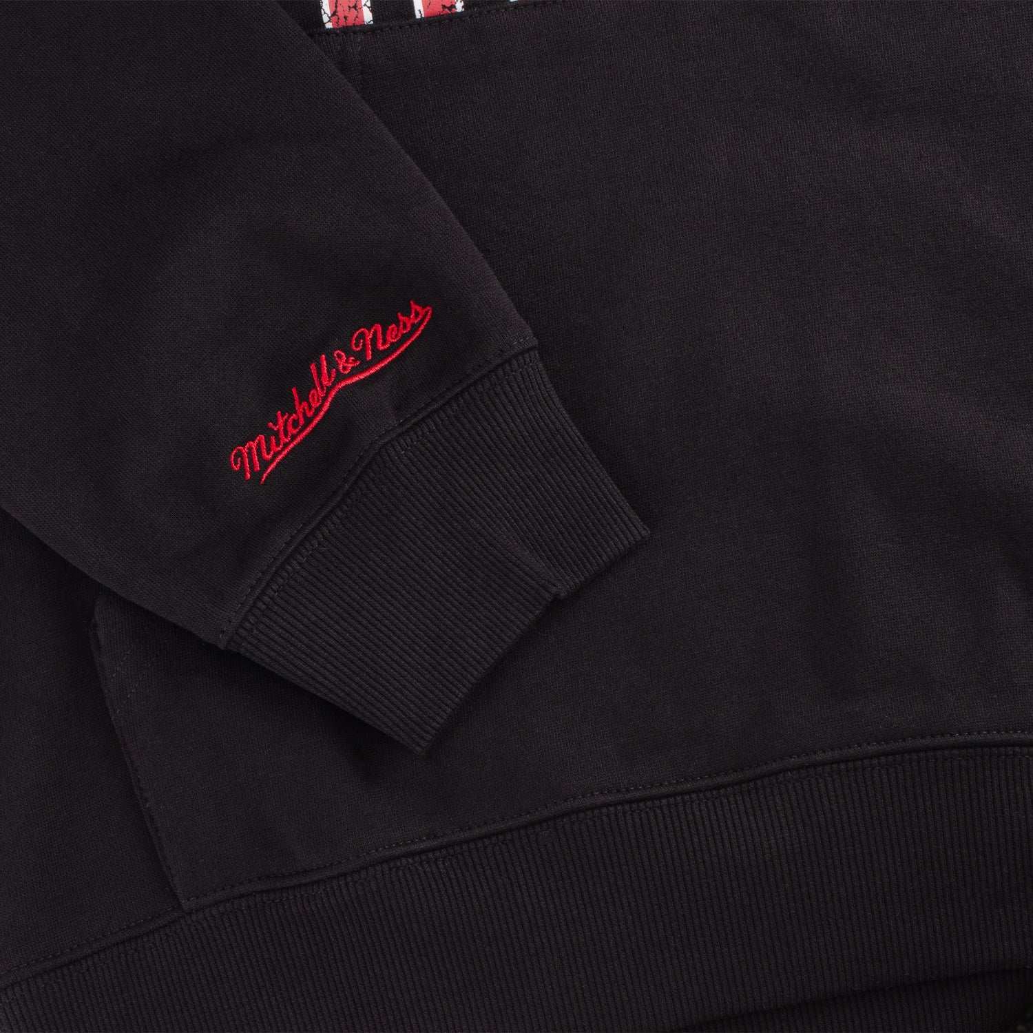 Chicago Bulls Mitchell & Ness Oversized Hooded Sweatshirt