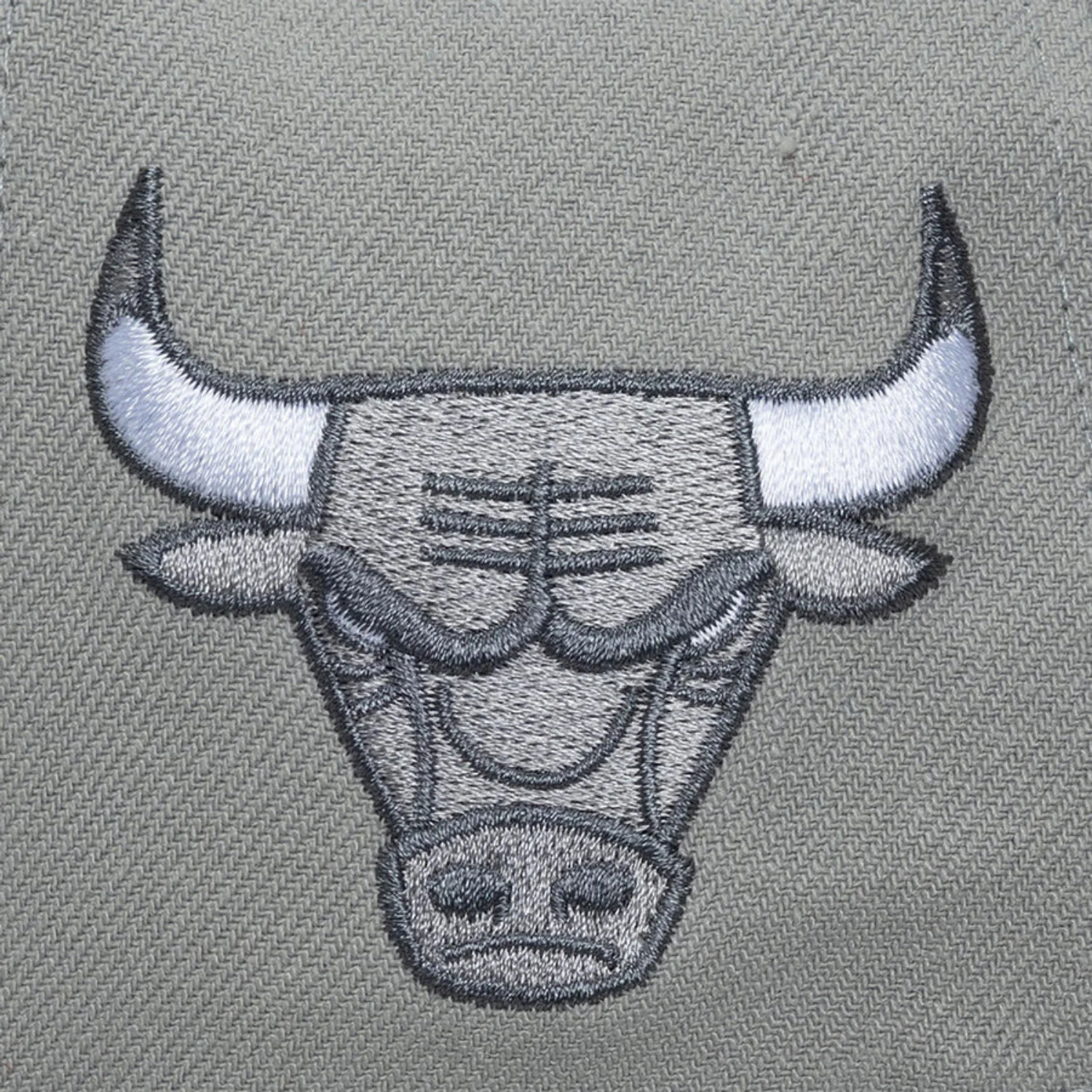 1889-chicago-bulls-mitchell-ness-thunderstorm-head-coach-pro-snapback-3.webp Chicago Bulls Mitchell & Ness Thunderstorm Head Coach Pro Snapback