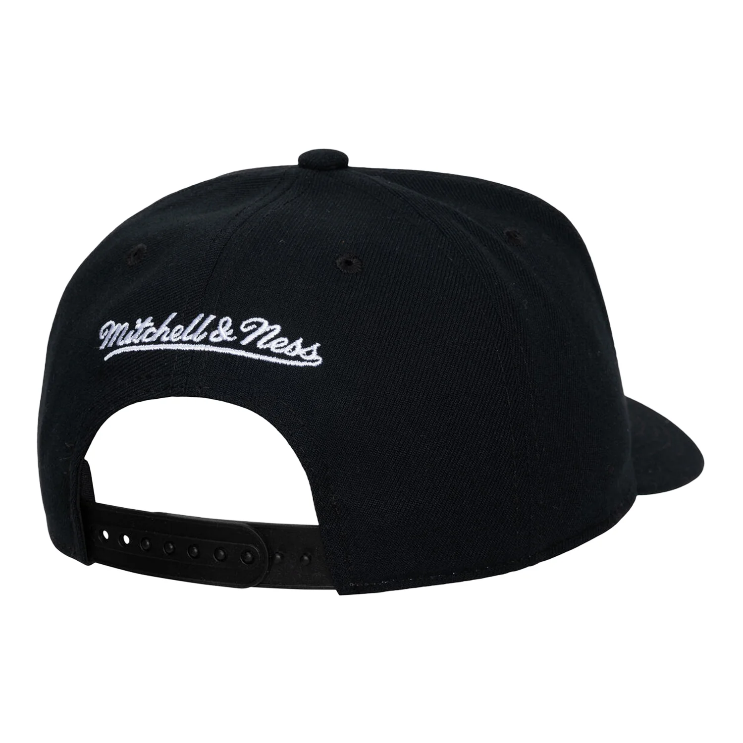 Chicago Bulls Mitchell & Ness Legendary Away Pro Snapback