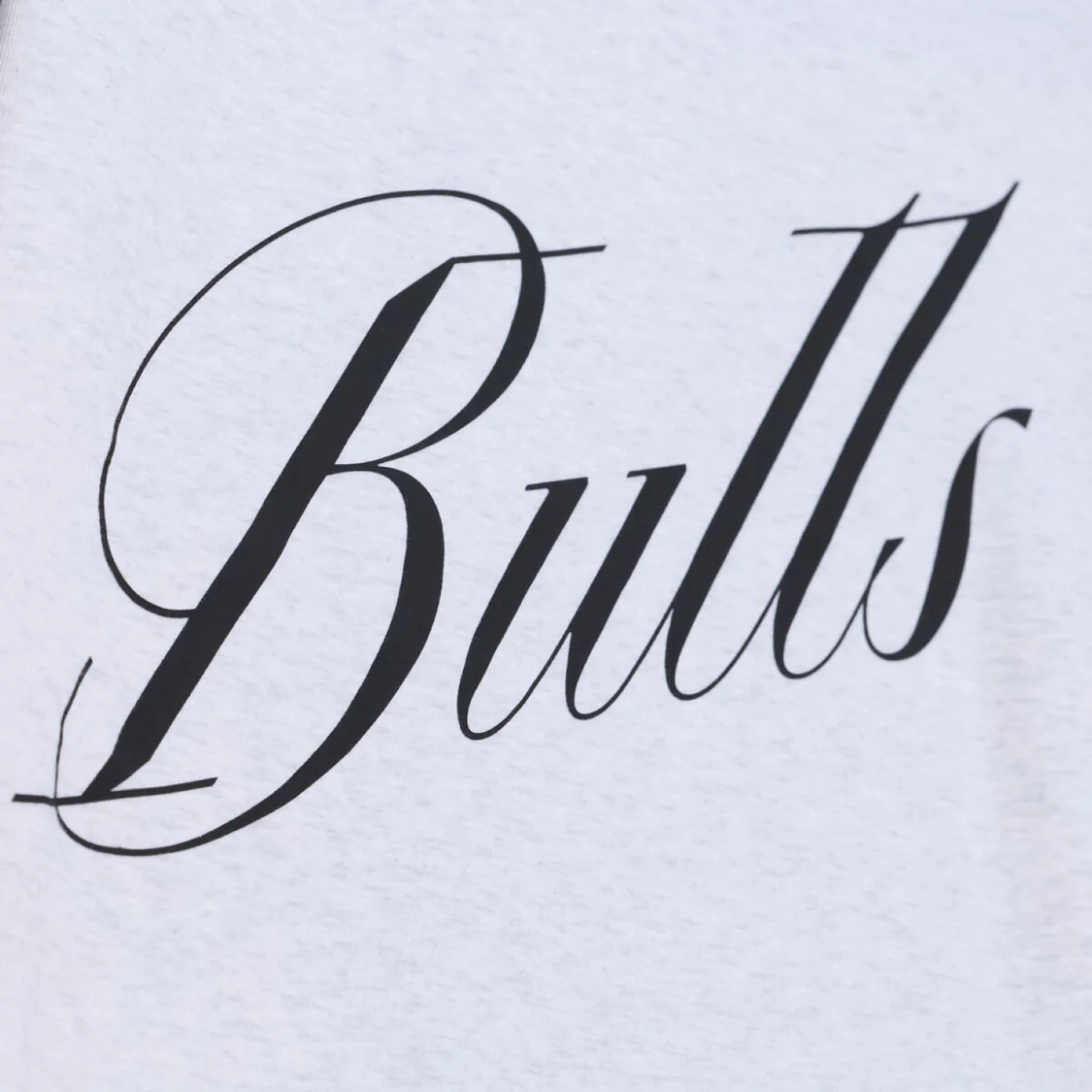 Ladies Chicago Bulls Mitchell & Ness Script Cropped T-Shirt