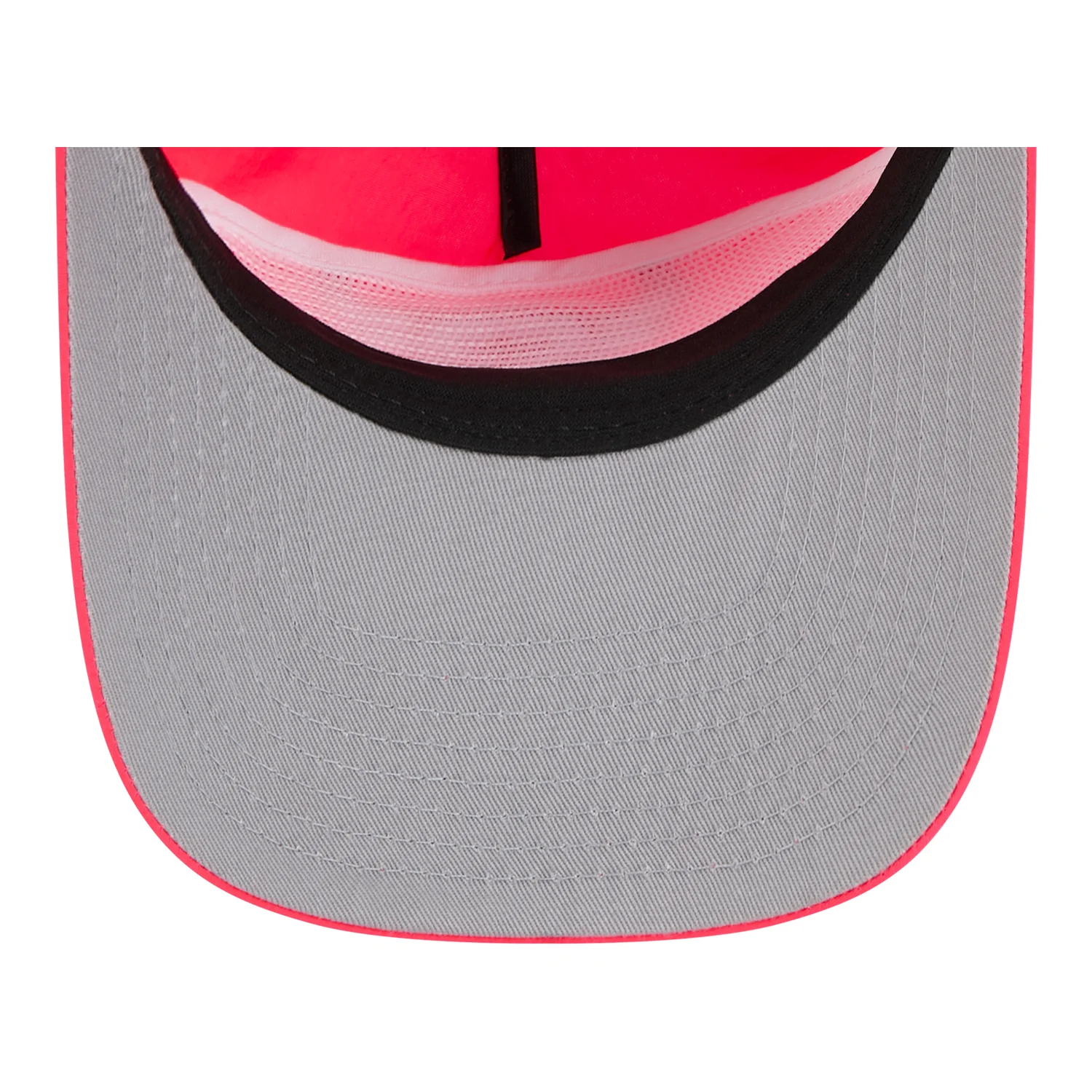 Chicago Bulls New Era Nylon Adjustable Pink Golfer
