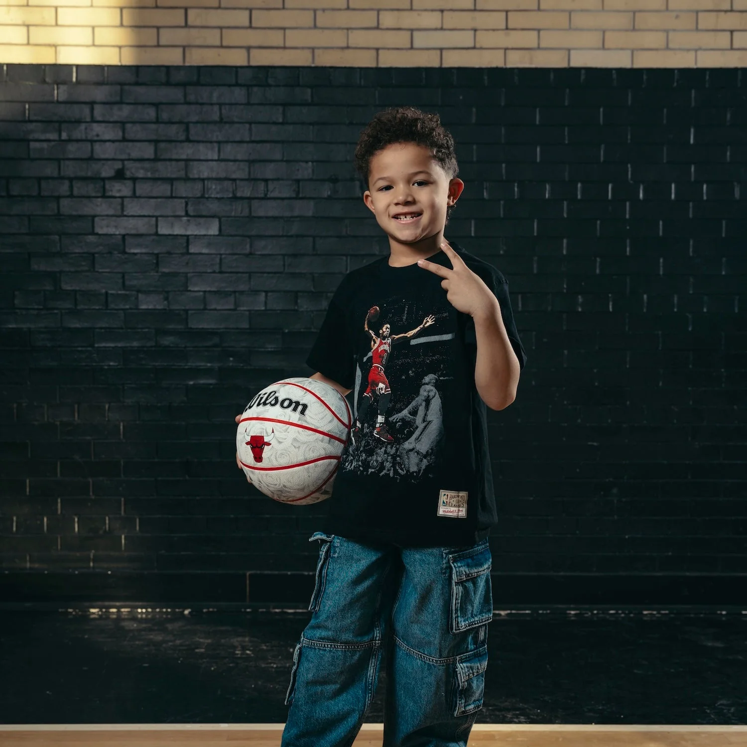 Youth Chicago Bulls Mitchell & Ness Derrick Rose Dunk T-Shirt