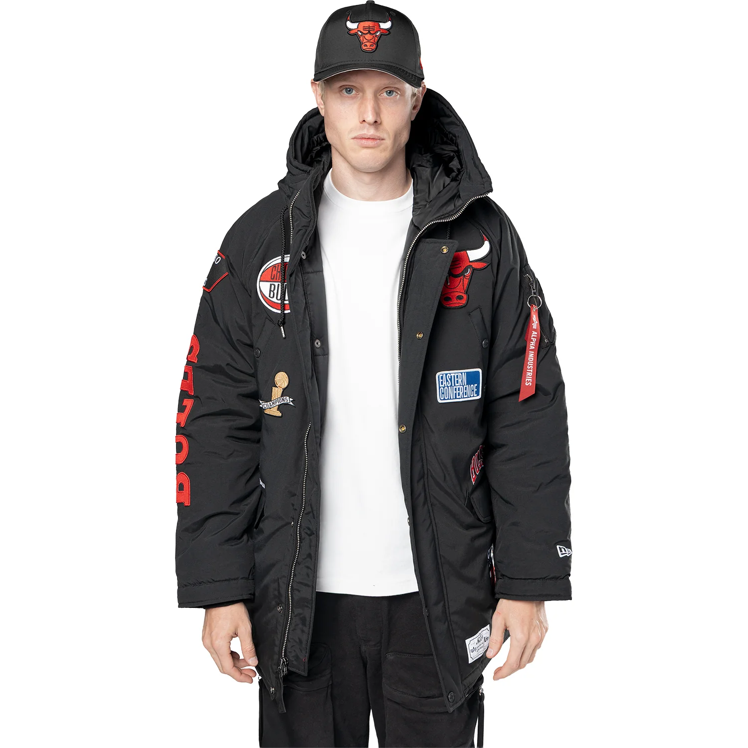 Chicago Bulls New Era Alpha Industries Patch Parka Coat